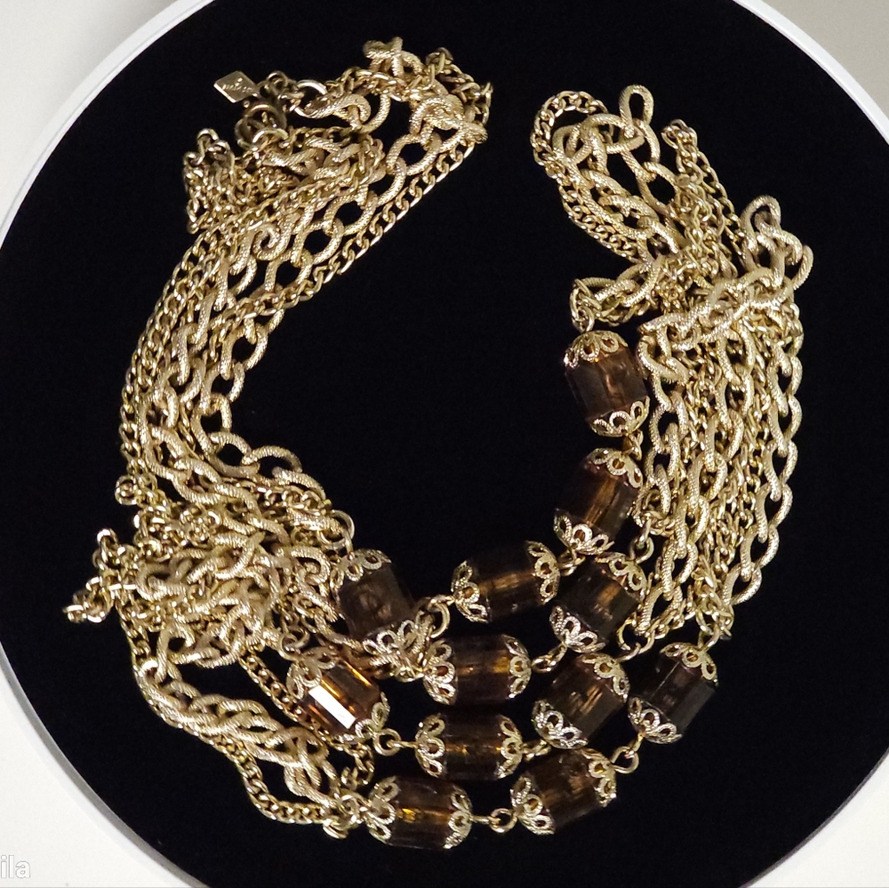 Sarah Coventry gold-toned triple chain with amber acrylic beads women's necklace - Picture 7 of 7